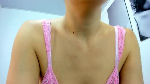 Snapshot of izzy_cum chatting on 22, 12, 2024 Izzy online show from 22, 12, 2024