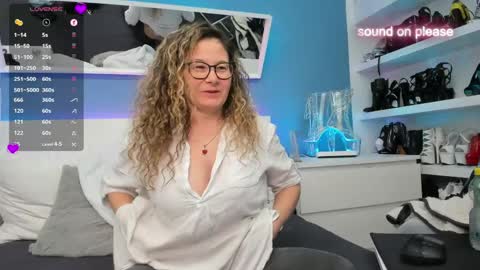 Izzy Mendosa online show from 14, 5, 2026