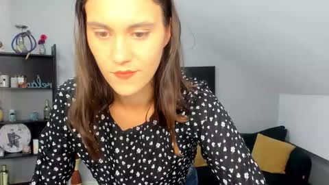 Izzy online show from 11, 9, 2025