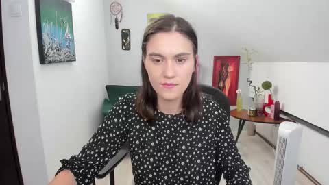 Izzy online show from 17, 9, 2025