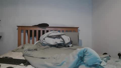 Snapshot of j281133 chatting on 18, 10, 2025 Big 8 online show from 18, 10, 2025