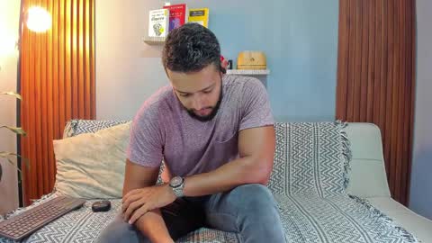 Snapshot of j_calix chatting on 30, 3, 2026 Calix Independient model Insta and twt Calixsnake online show from 30, 3, 2026