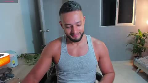 Snapshot of j_calix chatting on 17, 4, 2026 Calix Independient model Insta and twt Calixsnake online show from 17, 4, 2026