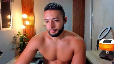 Snapshot of j_calix chatting on 25, 4, 2026 Calix Independient model Insta and twt Calixsnake online show from 25, 4, 2026