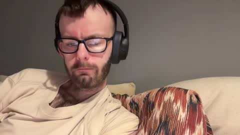 Snapshot of j_ddog chatting on 6, 7, 2026 JDogg online show from 6, 7, 2026