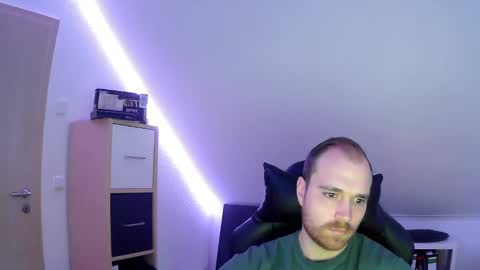 here4y online show from 31, 12, 2024