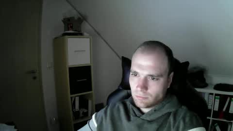 here4y online show from 19, 12, 2025