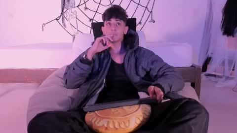 j_martony online show from 20, 10, 2025