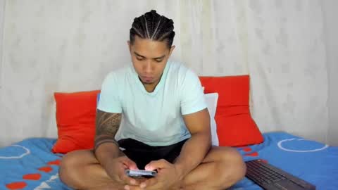 Snapshot of j_musiry chatting on 25, 2, 2025 i am juan musiry independent model online show from 25, 2, 2025