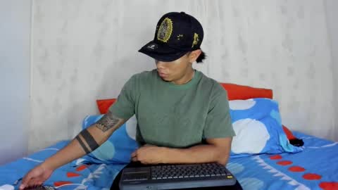 Snapshot of j_musiry chatting on 28, 2, 2025 i am juan musiry independent model online show from 28, 2, 2025