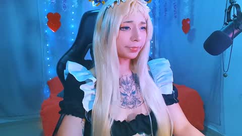 jade 18  online show from 5, 1, 2025