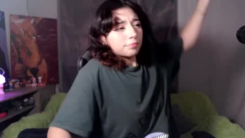 jade 18  online show from 12, 9, 2025