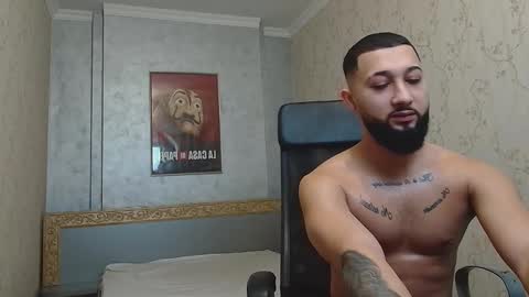 Snapshot of jacezachary chatting on 5, 2, 2025 JaceZachary online show from 5, 2, 2025