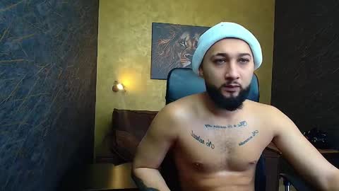 Snapshot of jacezachary chatting on 19, 2, 2025 JaceZachary online show from 19, 2, 2025