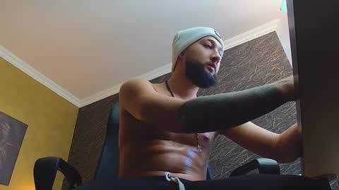 Snapshot of jacezachary chatting on 19, 2, 2025 JaceZachary online show from 19, 2, 2025