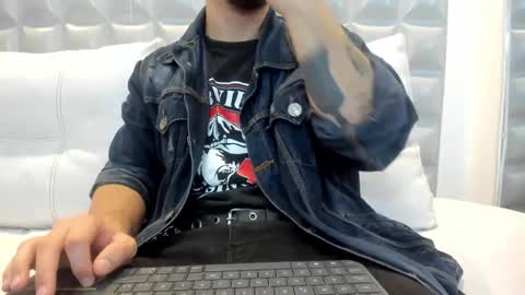 Snapshot of jack_daniel__ chatting on 7, 11, 2025 JACK DANIEL online show from 7, 11, 2025