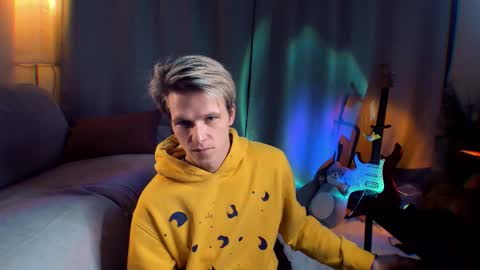 Snapshot of jack_frozt chatting on 15, 3, 2026 brestonsweet online show from 15, 3, 2026