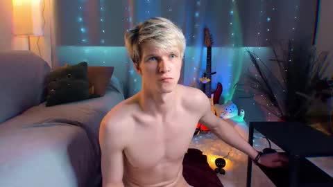 Snapshot of jack_frozt chatting on 27, 3, 2026 brestonsweet online show from 27, 3, 2026