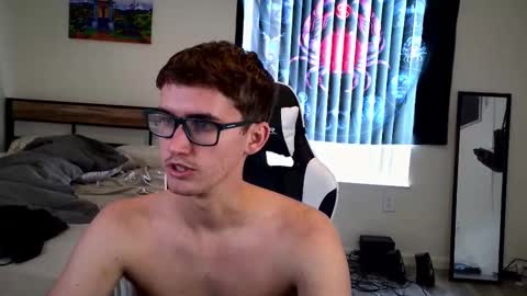 Snapshot of jack_jerk2 chatting on 25, 10, 2025 JackJack online show from 25, 10, 2025