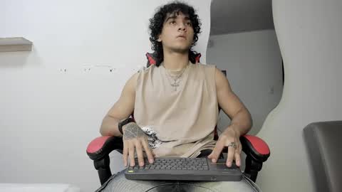 Jackes Taylor online show from 23, 11, 2025