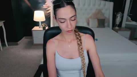 Snapshot of jackie__fox chatting on 18, 6, 2026 Jackie online show from 18, 6, 2026