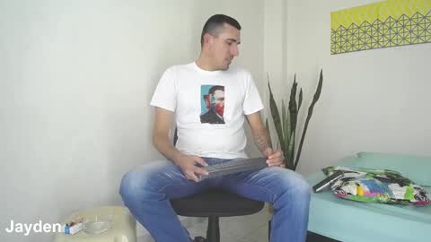 Jacob And Jayden online show from 6, 1, 2025