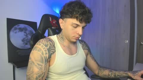 Snapshot of jacobb116 chatting on 28, 10, 2025 jacobb116 online show from 28, 10, 2025