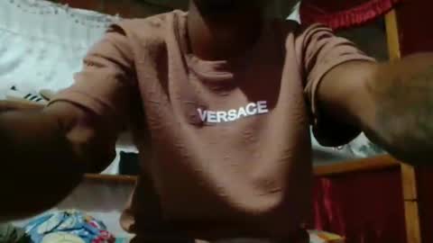 My loves Collaborate with me with my content for sale it helps me a lot online show from 19, 11, 2025