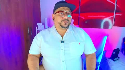 Snapshot of jacoob_woods chatting on 18, 9, 2025 daddy sir master bear online show from 18, 9, 2025