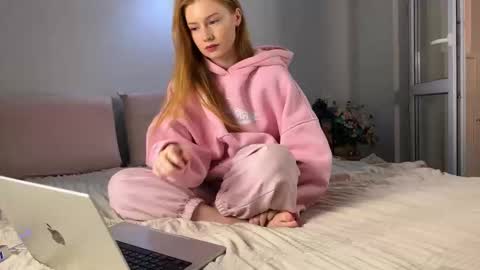 Jacques  Emily  online show from 30, 11, 2025