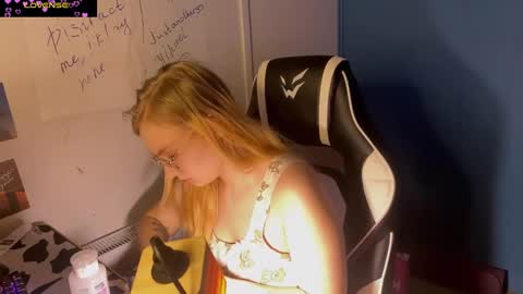 jacywinslat online show from 3, 3, 2025