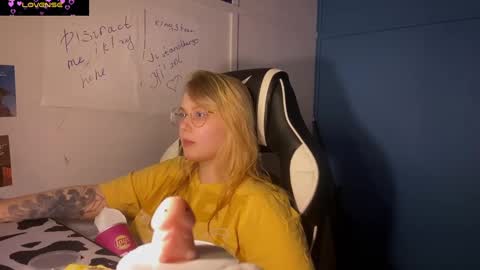 jacywinslat online show from 4, 3, 2025