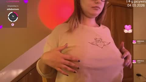 jacywinslat online show from 4, 5, 2026