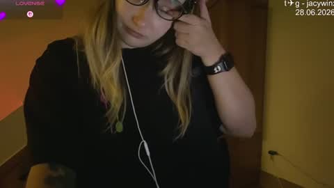 jacywinslat online show from 28, 6, 2026