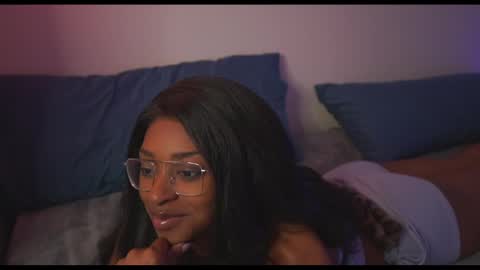 Snapshot of jada_valentine chatting on 3, 11, 2025 Jada online show from 3, 11, 2025