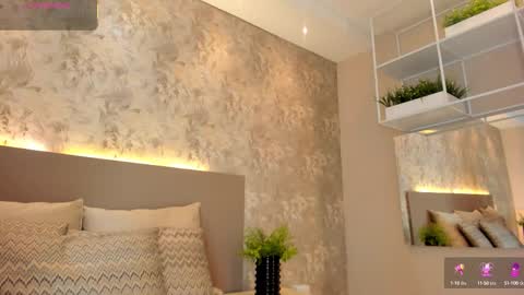 Jada Kai online show from 24, 9, 2025