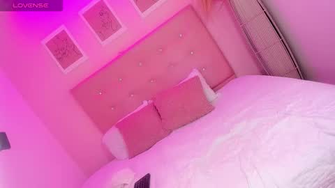 Vanniall online show from 10, 2, 2026