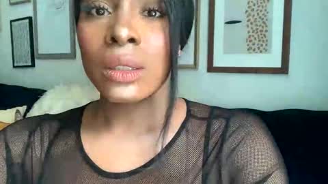 Jade online show from 8, 10, 2025