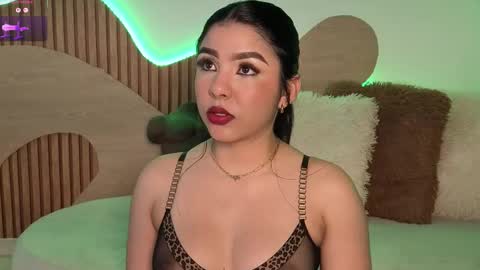  Jade Bonnet online show from 5, 2, 2026