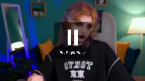 jade_castle online show from 4, 2, 2025