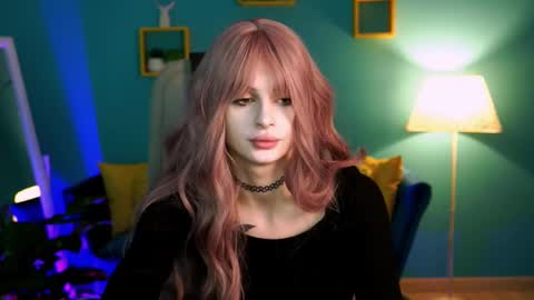 jade_castle online show from 11, 3, 2025