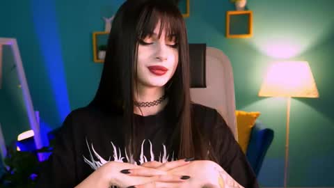 jade_castle online show from 12, 3, 2025