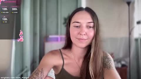 Snapshot of jade_margot chatting on 16, 12, 2025 Jade Margot online show from 16, 12, 2025