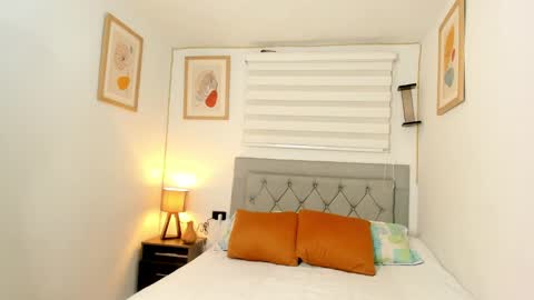 Jade smile online show from 19, 12, 2024