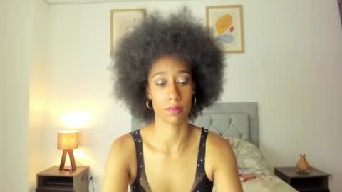 Jade smile online show from 7, 10, 2025