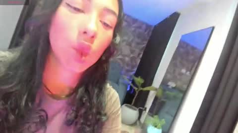 Snapshot of jade_porn chatting on 18, 9, 2025 Jade  independent model online show from 18, 9, 2025