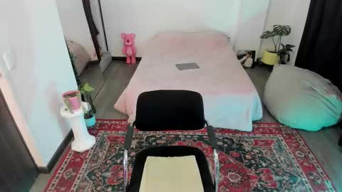 Snapshot of jade_porn chatting on 19, 1, 2026 Jade independent model online show from 19, 1, 2026