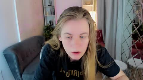 Snapshot of jade_soft chatting on 26, 10, 2025 Jade online show from 26, 10, 2025