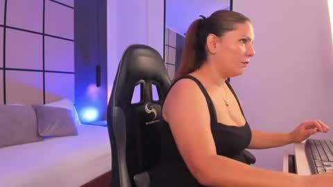 Snapshot of jade_swann chatting on 13, 7, 2026 J A D E online show from 13, 7, 2026