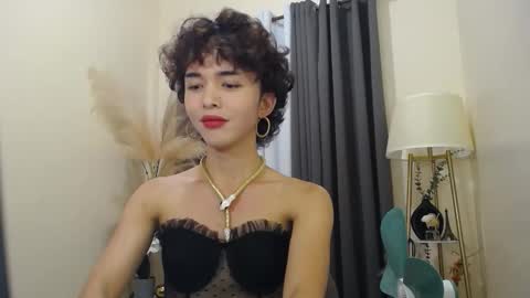Snapshot of jade_the_vergin02 chatting on 2, 10, 2025 Adriana online show from 2, 10, 2025